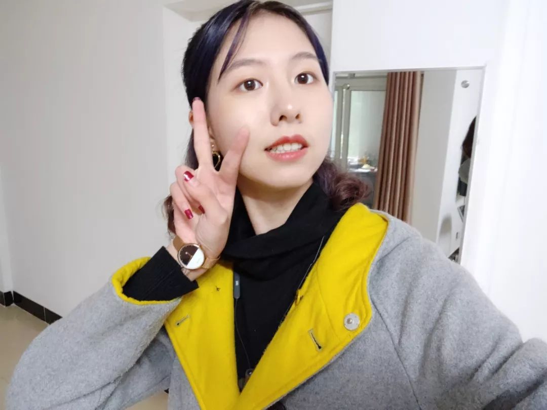 女大学生为同学挡8刀！ “我不冲上去，她可能会死…