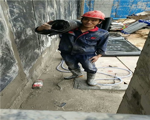 宾阳县屋顶防水补漏浑南_防水效果好，宏大高效牢?！竞甏蠊尽? width=