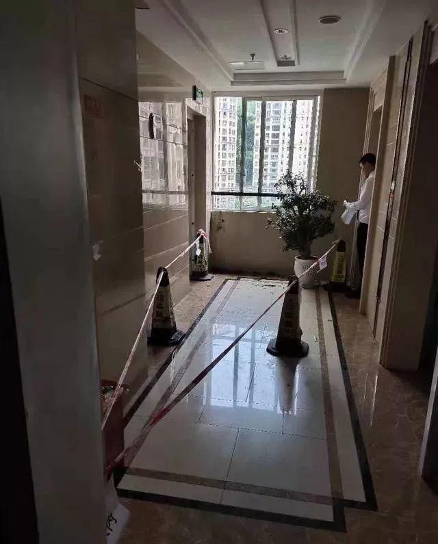 四川巴中26岁女教师不堪家暴跳楼身亡，牙齿被打掉过两次